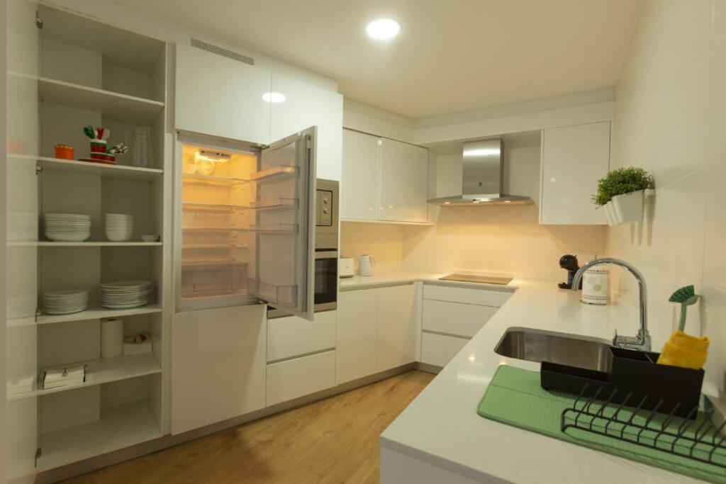 Apartamento Confot / Sbhome نويا المظهر الخارجي الصورة