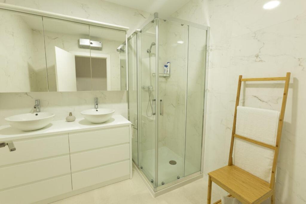 Apartamento Confot / Sbhome نويا المظهر الخارجي الصورة